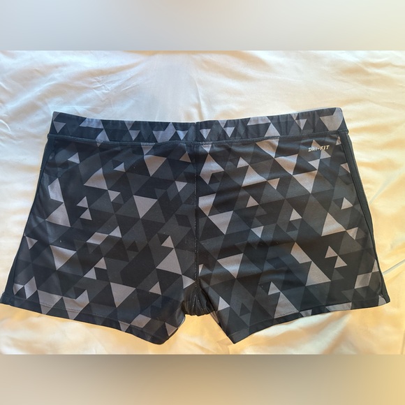 Nike Black and Gray Dri-FIT Shorts Size XL - Picture 3 of 11